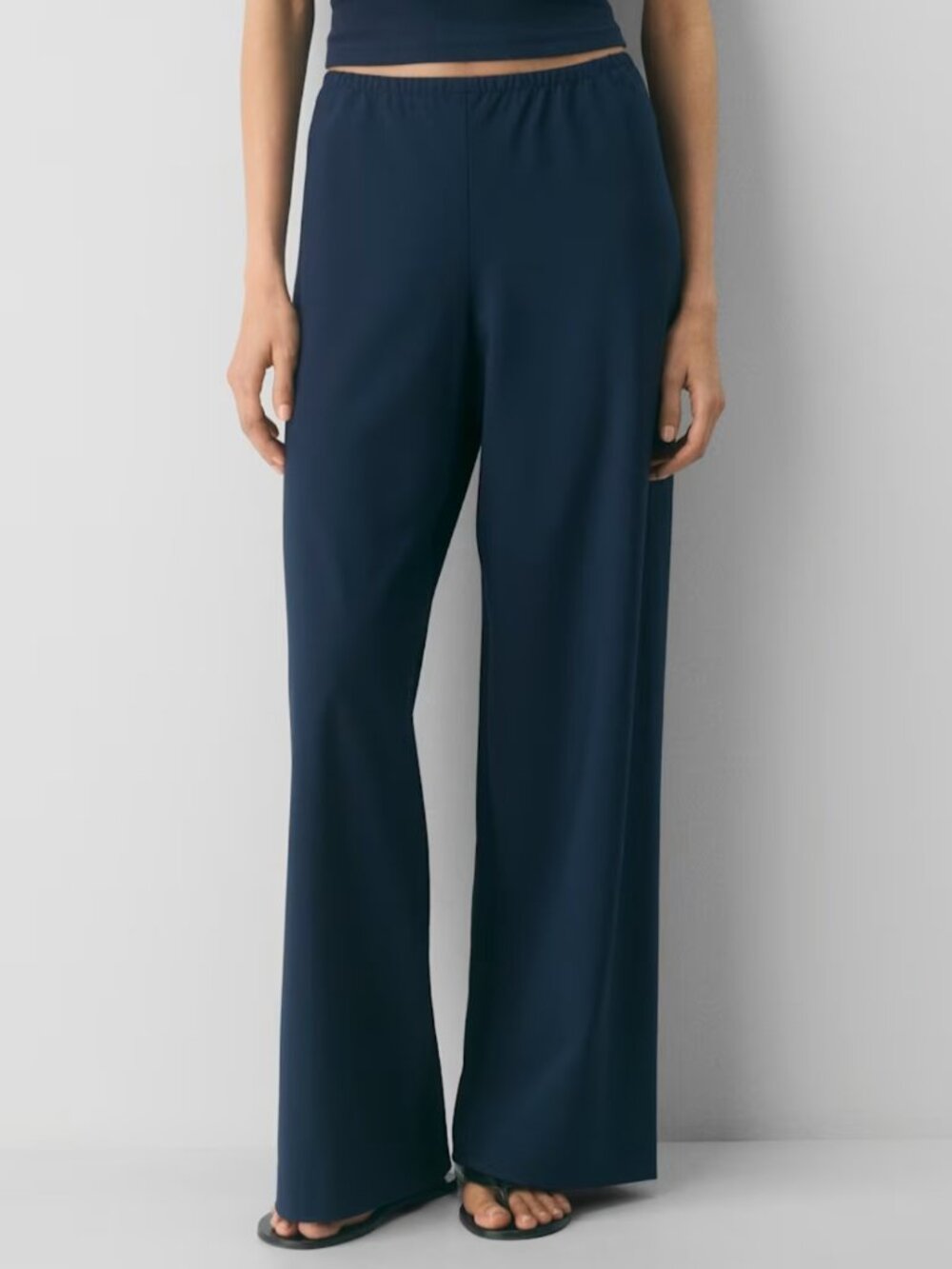 NWT Aritzia STRIDE Pant Admiral